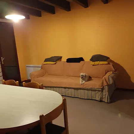 Maison Dans Un En Bordure De *